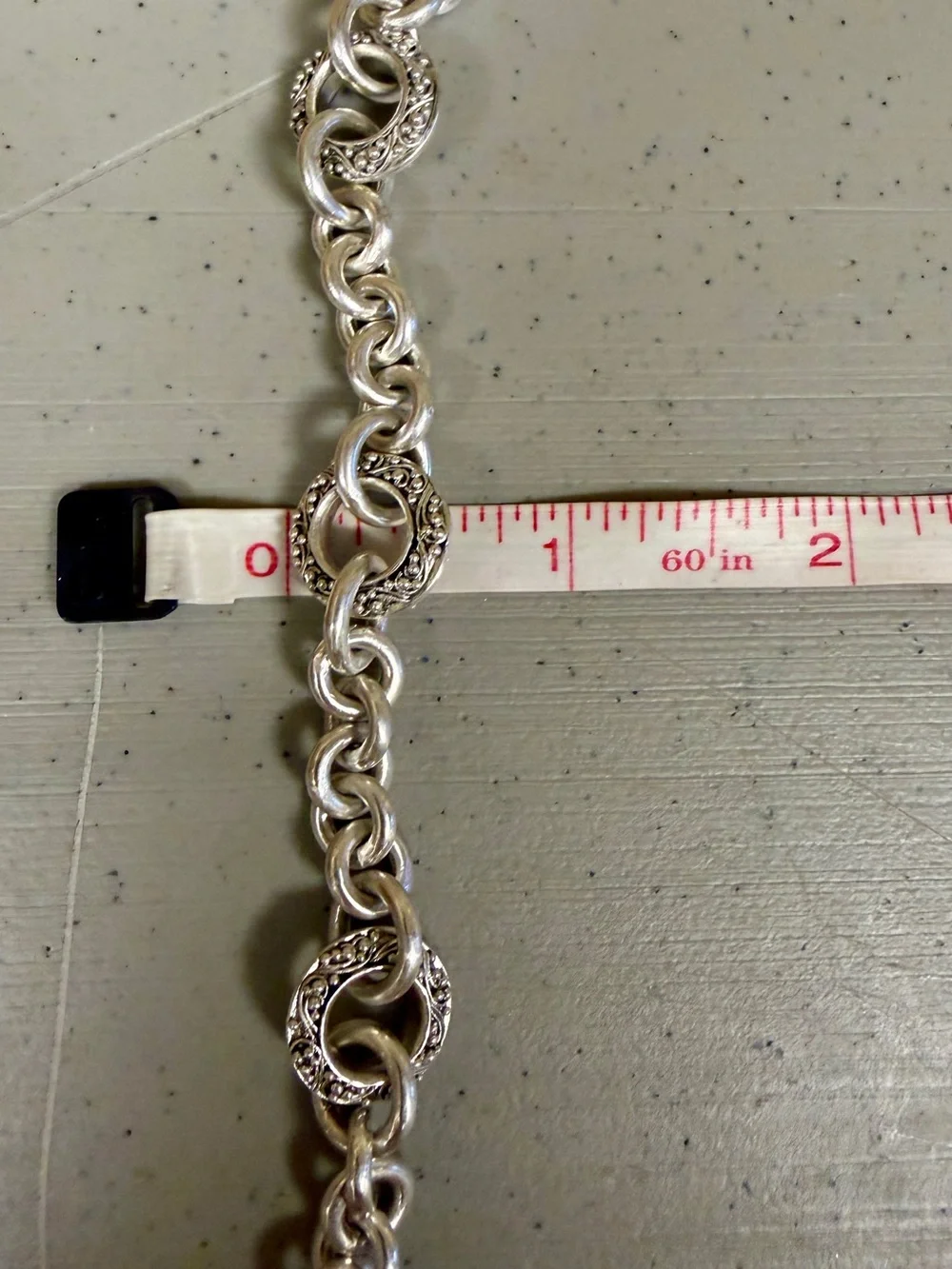 LOIS HILL Vintage Sterling Silver Filigree Popcorn Toggle Link Bracelet; 7.75”